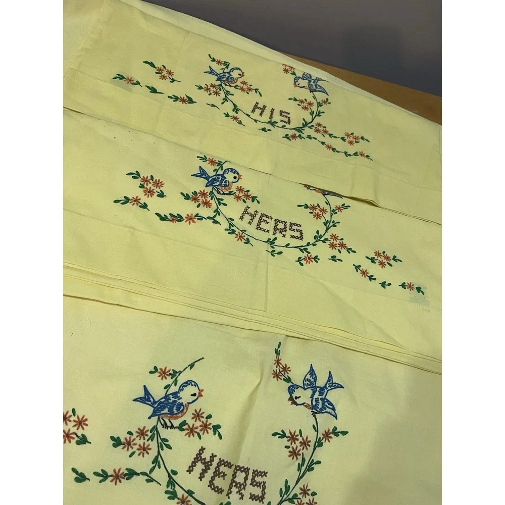 Vtg His & Hers Full Flat Sheet Birds Yellow Pillowcases Fading Screen‎ print